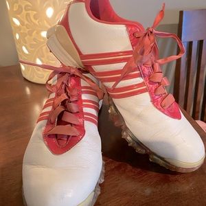 Adidas leather golf shoes. Breast cancer details. 7.5. White with pink details